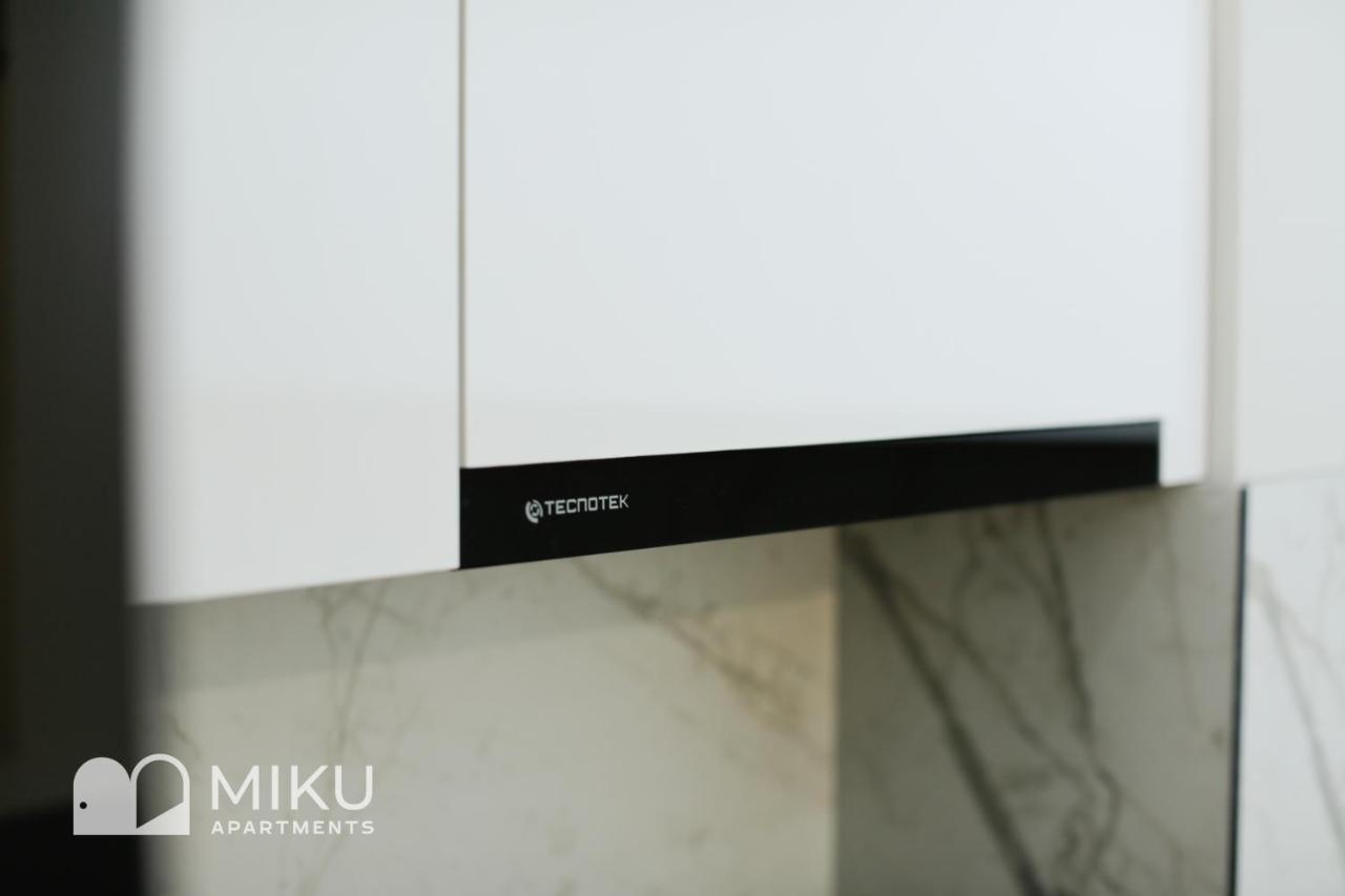 Miku Apartment - Vibrant 1Bd Apartment At Olympic Residence Тирана Екстер'єр фото