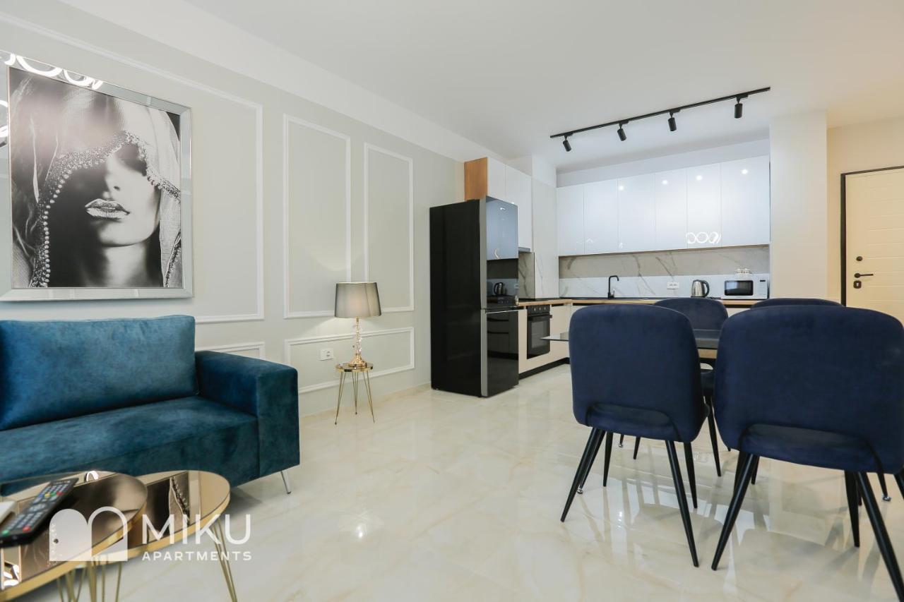 Miku Apartment - Vibrant 1Bd Apartment At Olympic Residence Тирана Екстер'єр фото