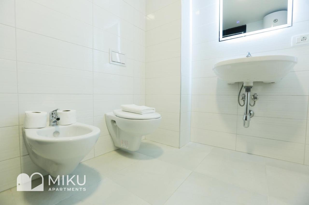 Miku Apartment - Vibrant 1Bd Apartment At Olympic Residence Тирана Екстер'єр фото