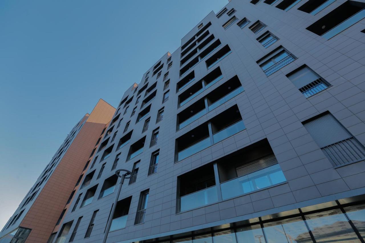 Miku Apartment - Vibrant 1Bd Apartment At Olympic Residence Тирана Екстер'єр фото