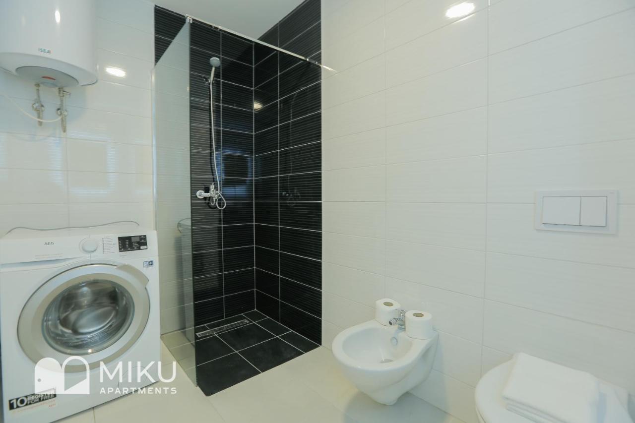 Miku Apartment - Vibrant 1Bd Apartment At Olympic Residence Тирана Екстер'єр фото