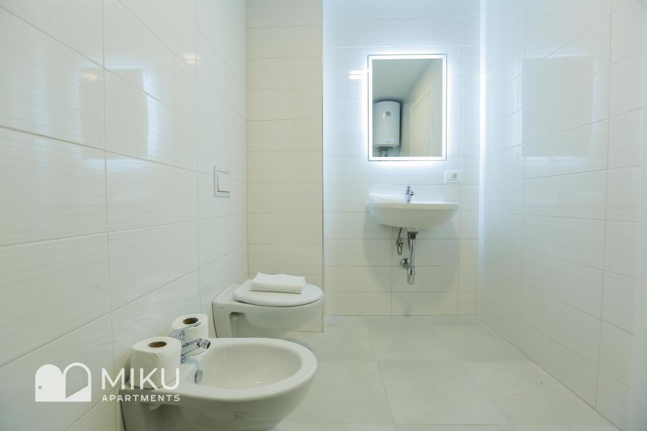 Miku Apartment - Vibrant 1Bd Apartment At Olympic Residence Тирана Екстер'єр фото